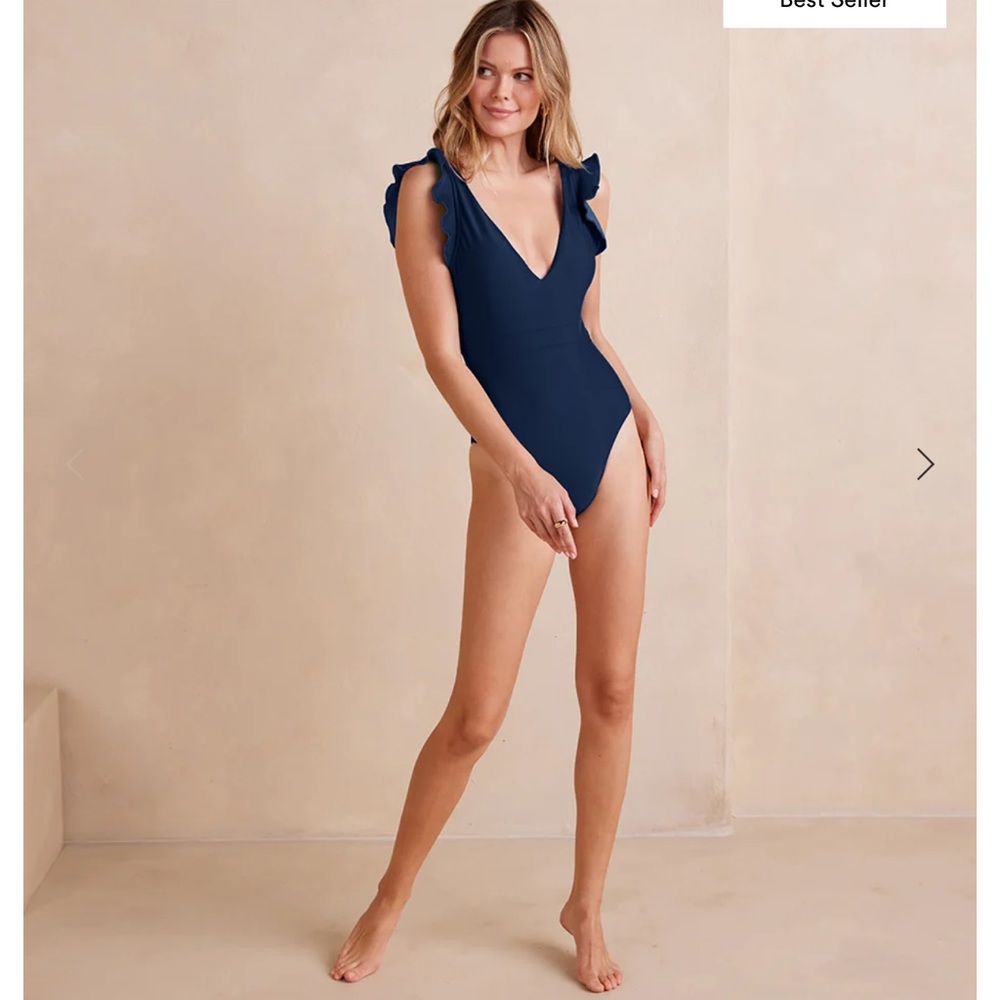 Summersalt The Ruffle Backflip *new* with tags